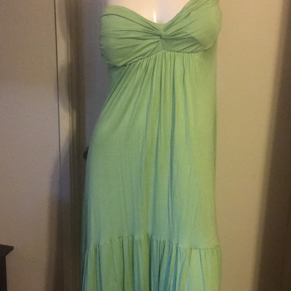 Dress - Picture 2 of 4